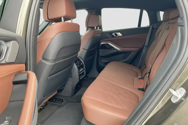 BMW X6 (Seria X) din 2024 cu 29.998 km - oferta BMW180297 - foto 16