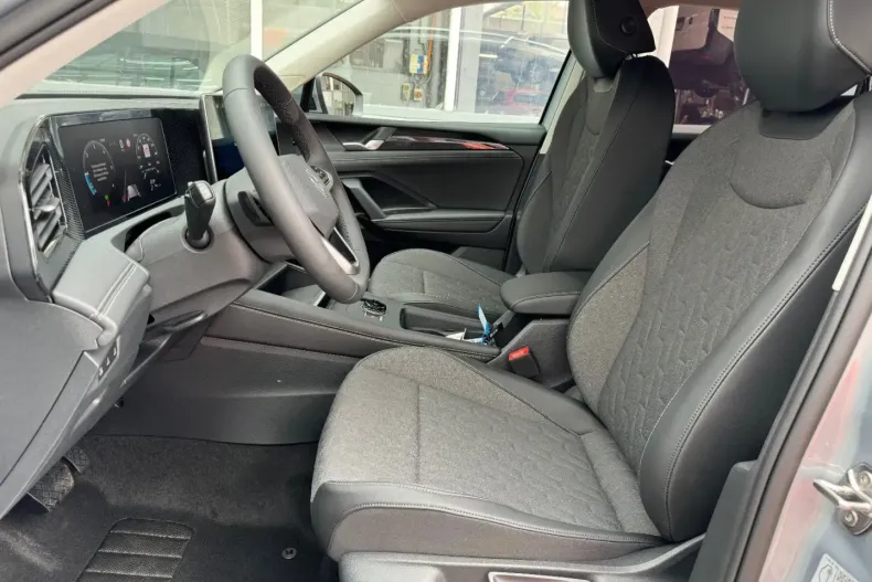 Volkswagen Tiguan din 2024 cu 17.865 km - oferta VOL180303 - foto 5