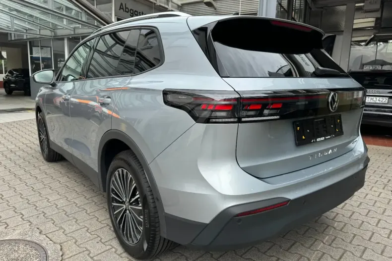 Volkswagen Tiguan din 2024 cu 17.865 km - oferta VOL180303 - foto 26