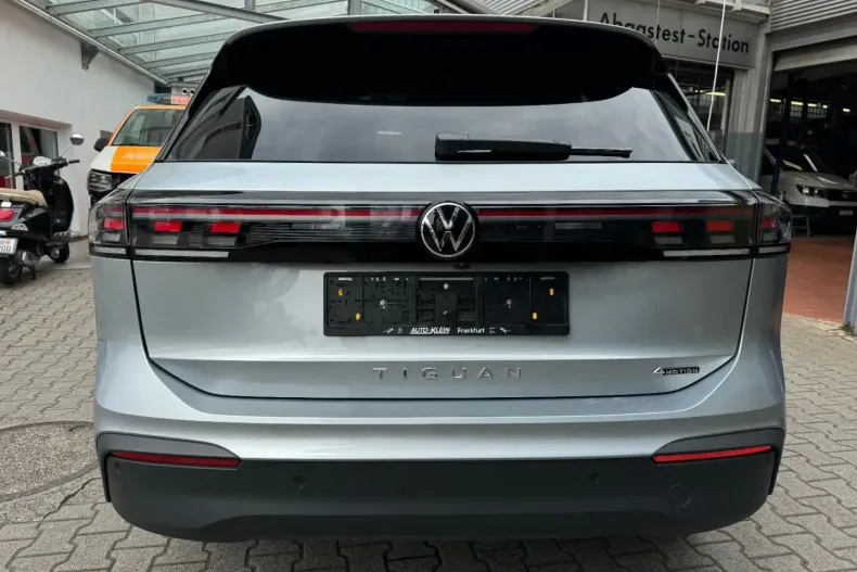 Volkswagen Tiguan din 2024 cu 17.865 km - oferta VOL180303 - foto 30