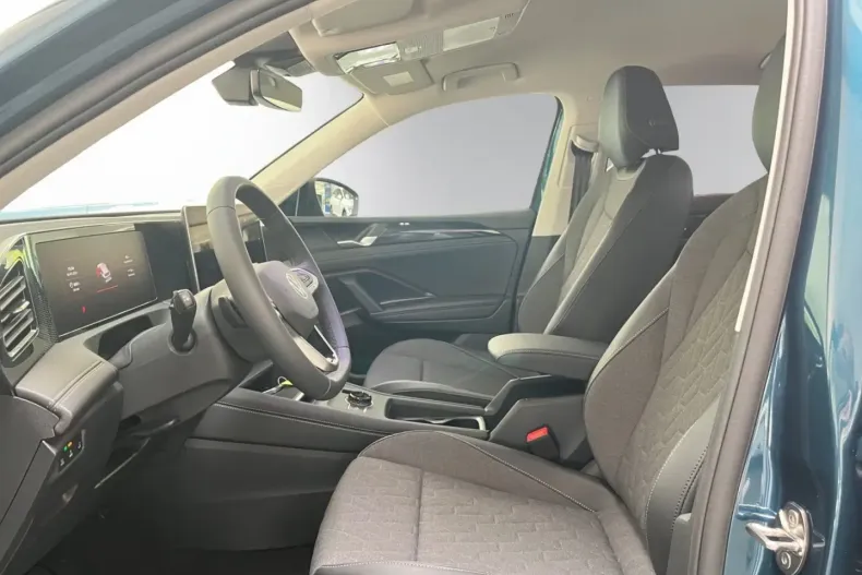 Volkswagen Tiguan din 2024 cu 10.000 km - oferta VOL180305 - foto 9