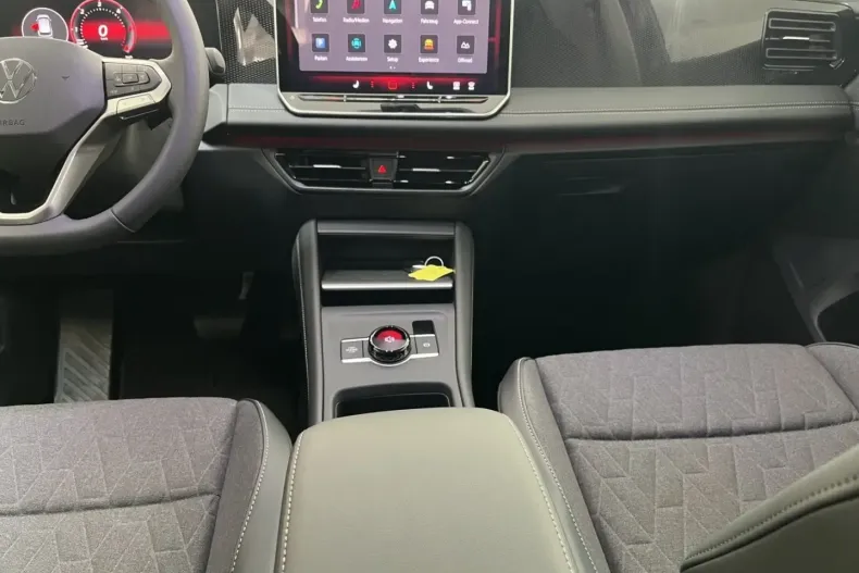 Volkswagen Tiguan din 2024 cu 10.000 km - oferta VOL180305 - foto 14