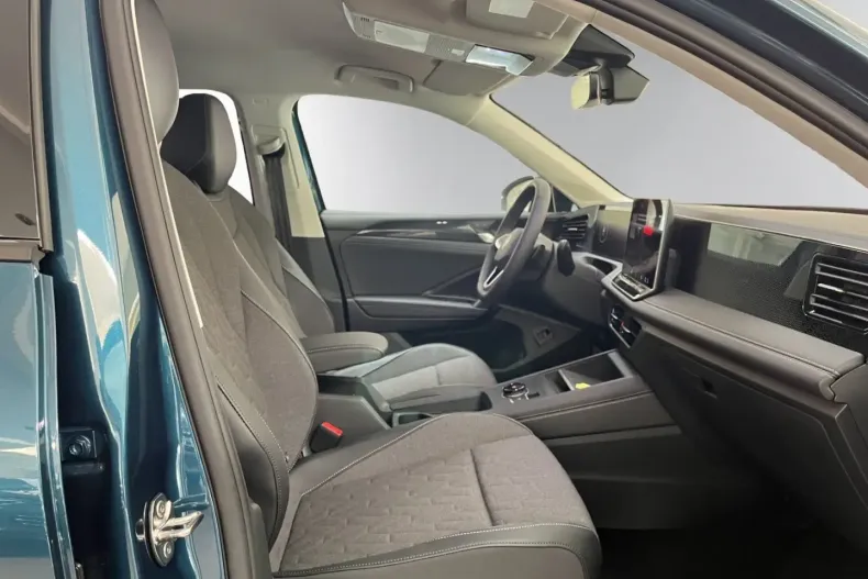 Volkswagen Tiguan din 2024 cu 10.000 km - oferta VOL180305 - foto 16