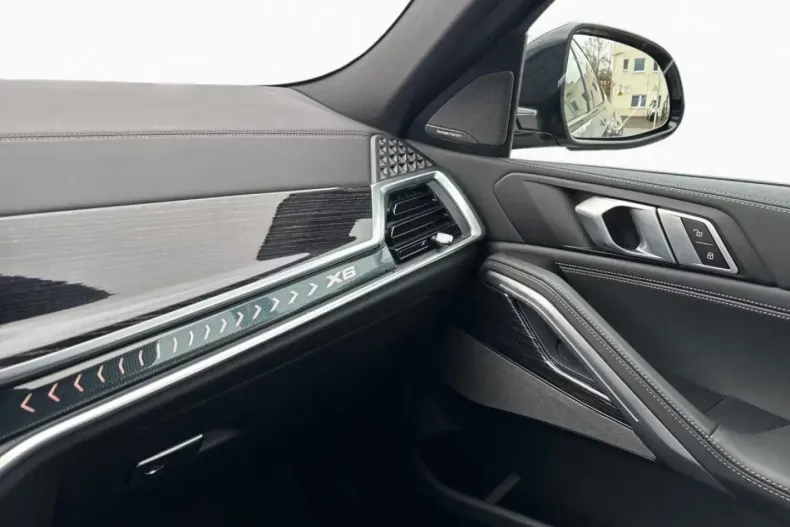 BMW X6 (Seria X) din 2024 cu 18.610 km - oferta BMW180310 - foto 8