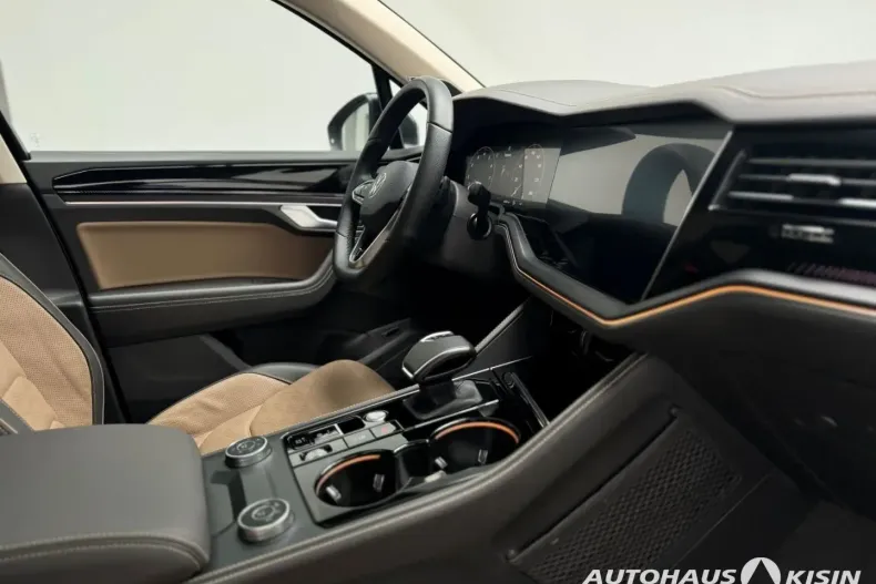 Volkswagen Touareg din 2024 cu 10.182 km - oferta VOL180314 - foto 10