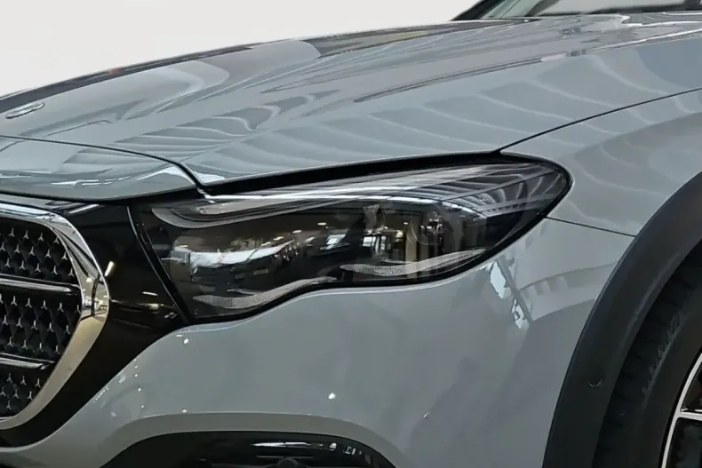 Mercedes-Benz E 450 (Clasa E) din 2024 cu 29.750 km - oferta MER180317 - foto 5