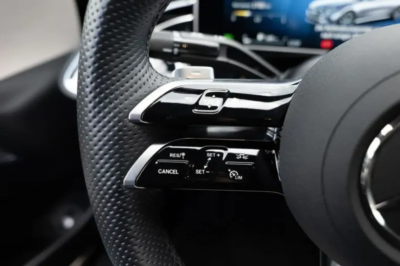 Mercedes-Benz E 220 din 2025 cu 28.113 km - oferta MER180318 - foto 14