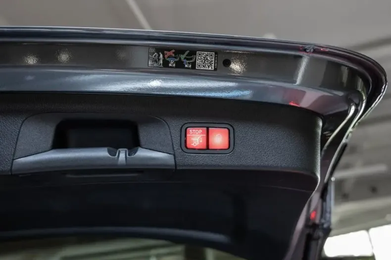 Mercedes-Benz GLE 450 (Clasa GLE) din 2024 cu 36.100 km - oferta MER180320 - foto 8