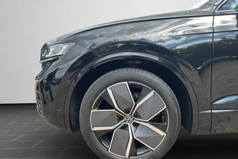 Volkswagen Touareg din 2024 cu 32.300 km - oferta VOL180321 - foto 8