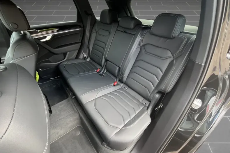 Volkswagen Touareg din 2024 cu 32.300 km - oferta VOL180321 - foto 14