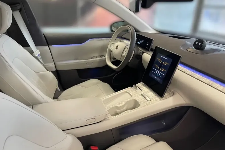 NIO ET7 din 2022 cu 16.800 km - oferta NIO180327 - foto 2