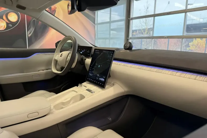 NIO ET7 din 2022 cu 16.800 km - oferta NIO180327 - foto 5