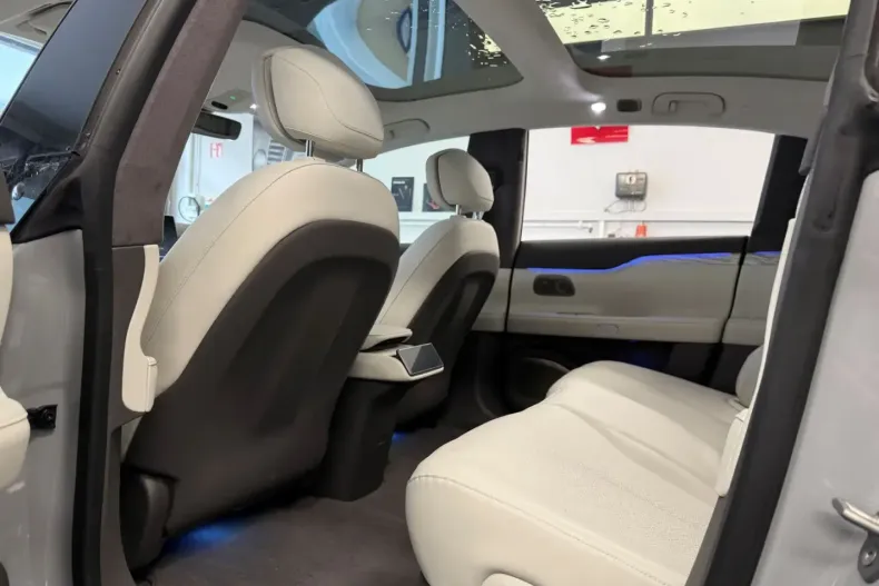 NIO ET7 din 2022 cu 16.800 km - oferta NIO180327 - foto 10