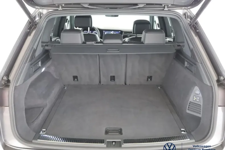 Volkswagen Touareg din 2023 cu 46.000 km - oferta VOL180329 - foto 9