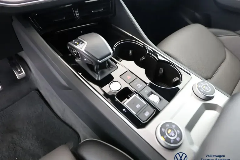 Volkswagen Touareg din 2023 cu 46.000 km - oferta VOL180329 - foto 14