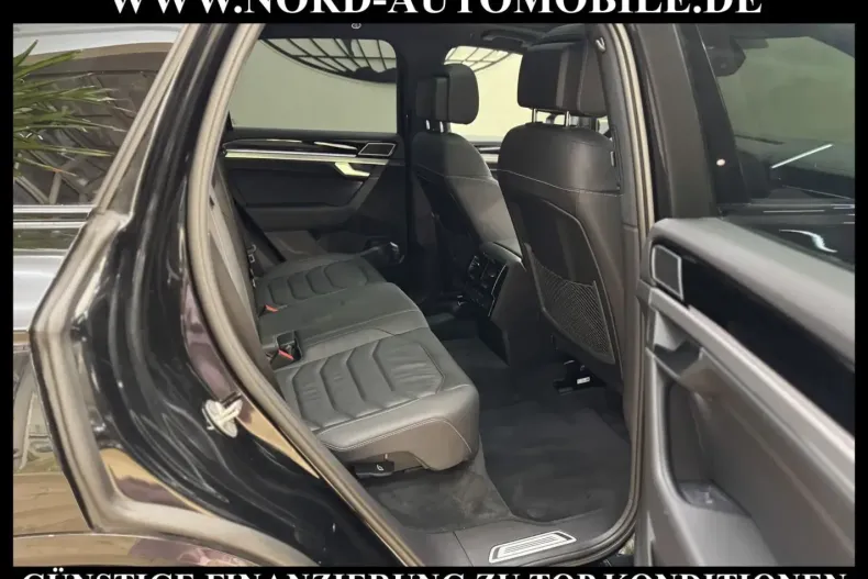 Volkswagen Touareg din 2023 cu 78.161 km - oferta VOL180332 - foto 15