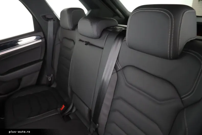 Volkswagen Touareg din 2024 cu 22.028 km - oferta VOL180334 - foto 13