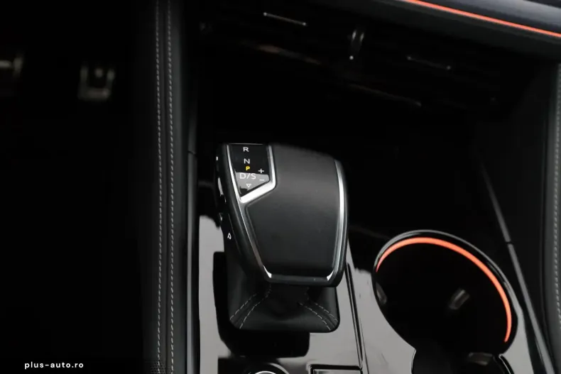 Volkswagen Touareg din 2024 cu 22.028 km - oferta VOL180334 - foto 16