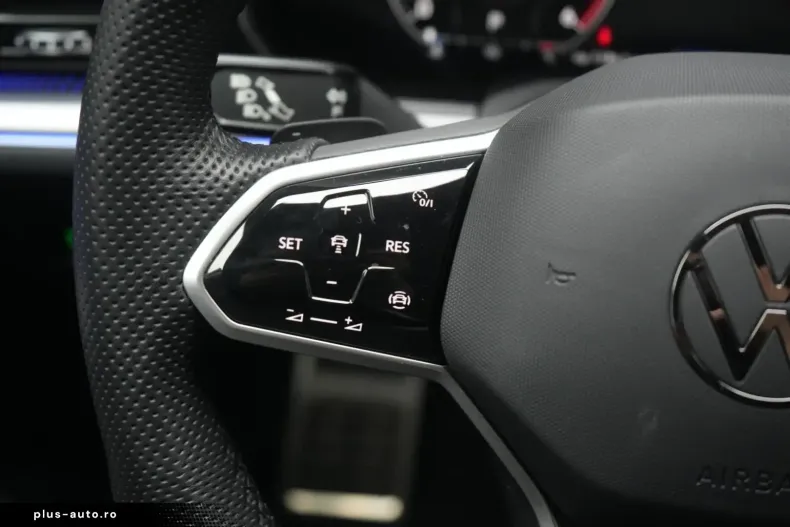 Volkswagen Touareg din 2023 cu 54.000 km - oferta VOL180335 - foto 22