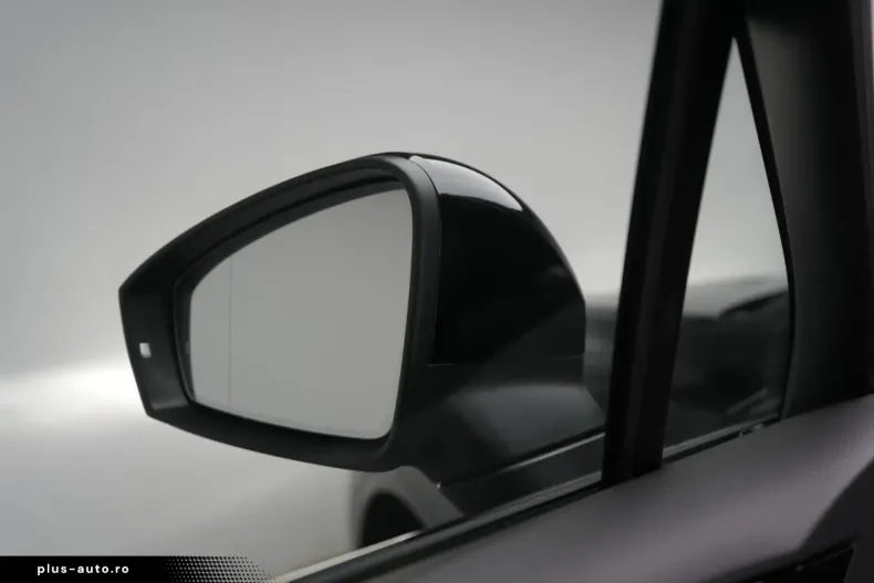 Volkswagen Touareg din 2023 cu 54.000 km - oferta VOL180335 - foto 32