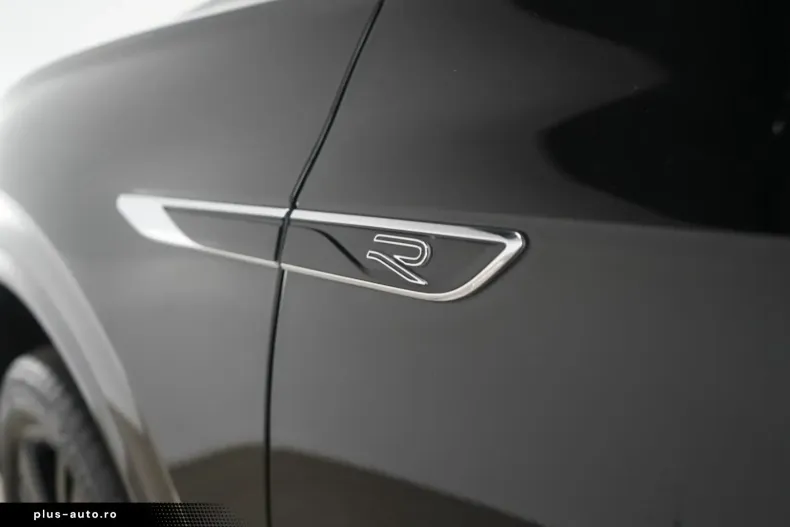 Volkswagen Touareg din 2023 cu 54.000 km - oferta VOL180335 - foto 33