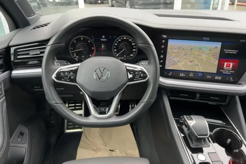 Volkswagen Touareg din 2023 cu 97.475 km - oferta VOL180336 - foto 8
