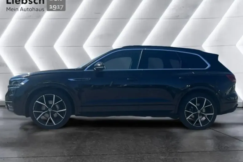 Volkswagen Touareg din 2023 cu 67.700 km - oferta VOL180338 - foto 2