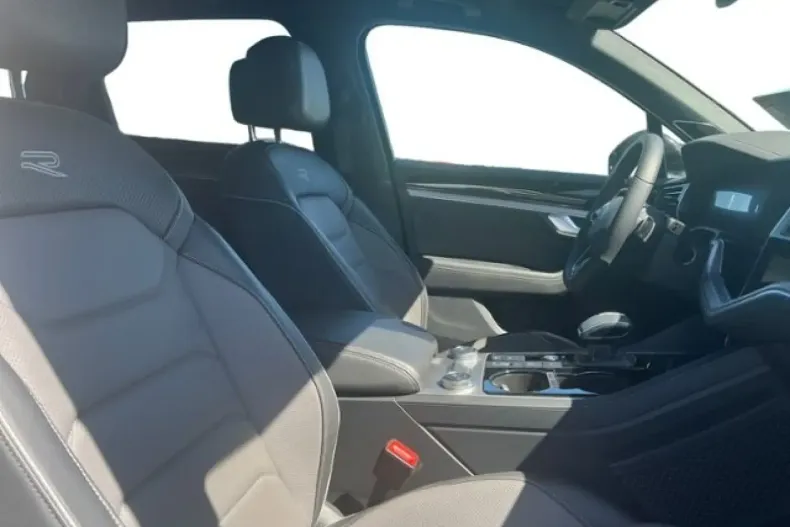 Volkswagen Touareg din 2023 cu 67.700 km - oferta VOL180338 - foto 15