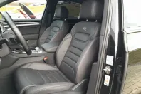 Volkswagen Touareg din 2023 cu 48.900 km - oferta VOL180339 - foto 12