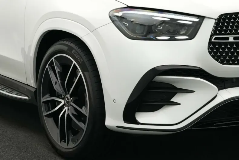 Mercedes-Benz GLE 450 (Clasa GLE) din 2024 cu 23.674 km - oferta MER180343 - foto 9