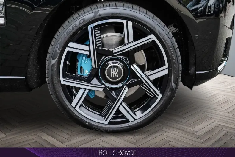 Rolls-Royce Cullinan din 2025 cu 6.900 km - oferta ROL180349 - foto 7