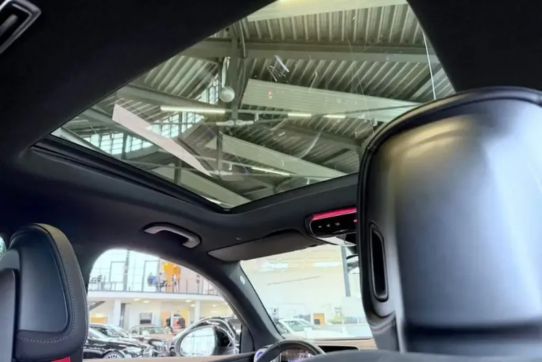 Mercedes-Benz GLC 43 AMG (Clasa GLC) din 2024 cu 10.000 km - oferta MER180351 - foto 6