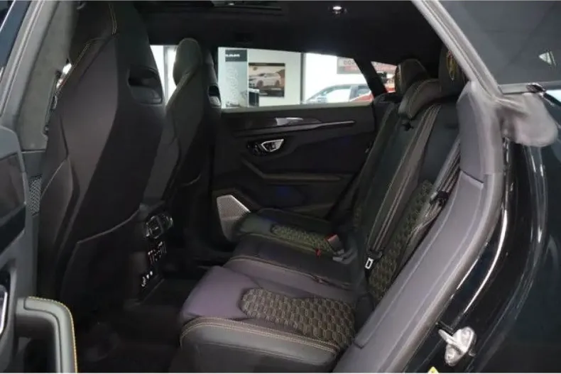 Lamborghini Urus din 2021 cu 91.518 km - oferta LAM180353 - foto 29