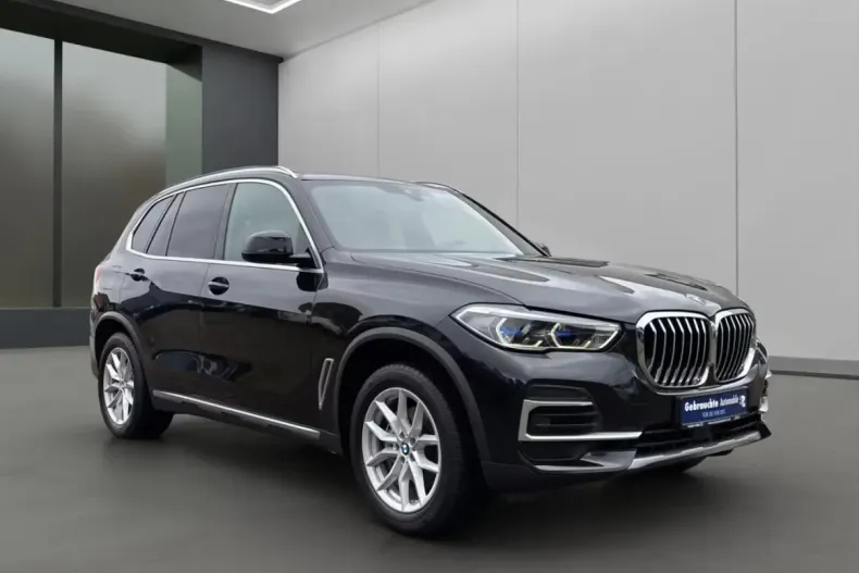 BMW X5 din 2022 cu 83.941 km - oferta BMW180354 - foto 3