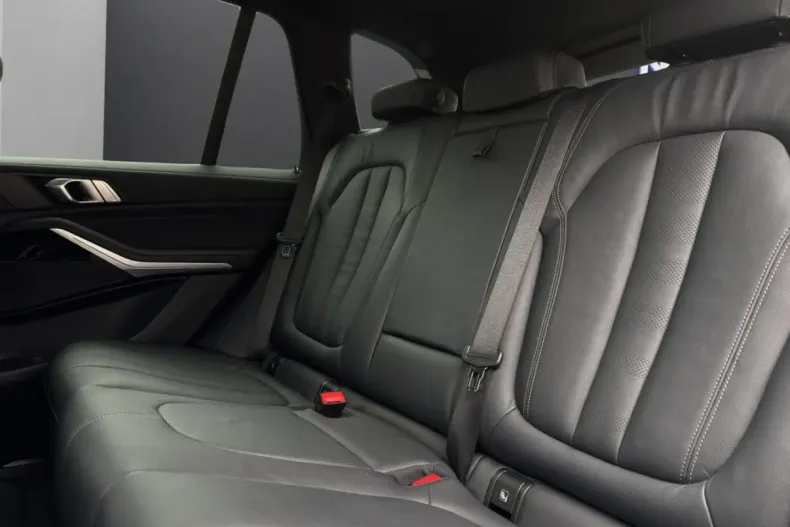 BMW X5 din 2022 cu 83.941 km - oferta BMW180354 - foto 8