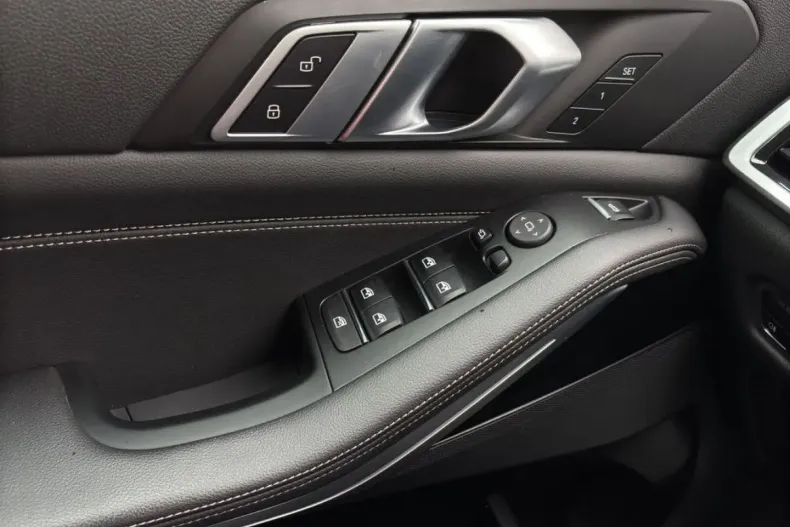 BMW X5 din 2022 cu 83.941 km - oferta BMW180354 - foto 15