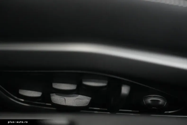 Porsche 911 din 2024 cu 3.718 km - oferta POR180355 - foto 22