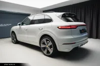 Porsche Cayenne din 2023 cu 68.302 km - oferta POR180358 - foto 4