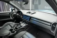 Porsche Cayenne din 2023 cu 68.302 km - oferta POR180358 - foto 17