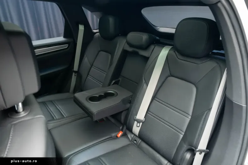 Porsche Cayenne din 2023 cu 68.302 km - oferta POR180358 - foto 21