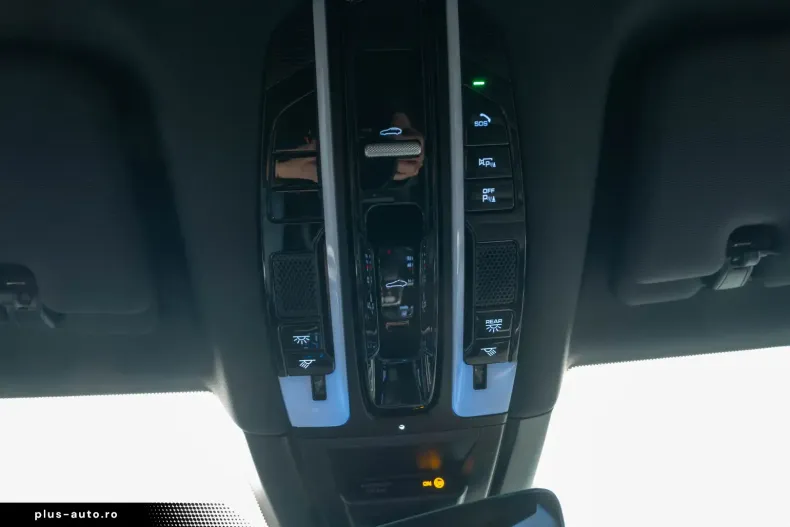 Porsche Cayenne din 2023 cu 68.302 km - oferta POR180358 - foto 25