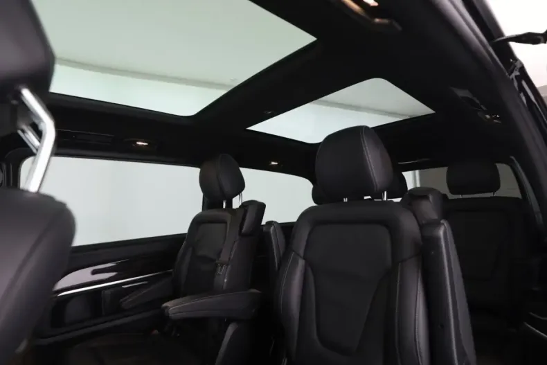 Mercedes-Benz V 300 (Clasa V) din 2024 cu 40.800 km - oferta MER180363 - foto 19