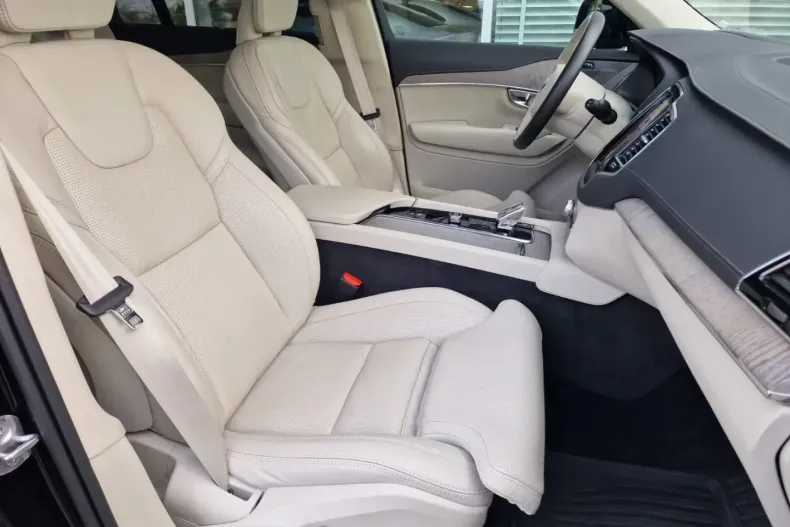 Volvo XC90 din 2024 cu 19.174 km - oferta VOL180364 - foto 39