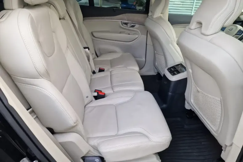 Volvo XC90 din 2024 cu 19.174 km - oferta VOL180364 - foto 40