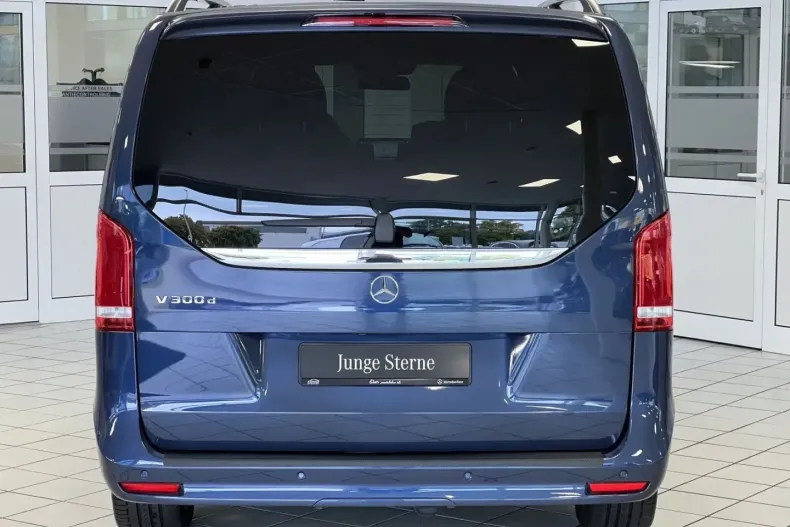 Mercedes-Benz V 300 (Clasa V) din 2023 cu 43.726 km - oferta MER180368 - foto 4