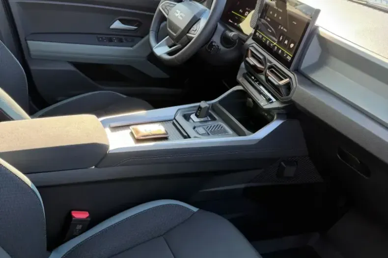 Dacia Bigster din 2025 cu 420 km - oferta DAC180373 - foto 6