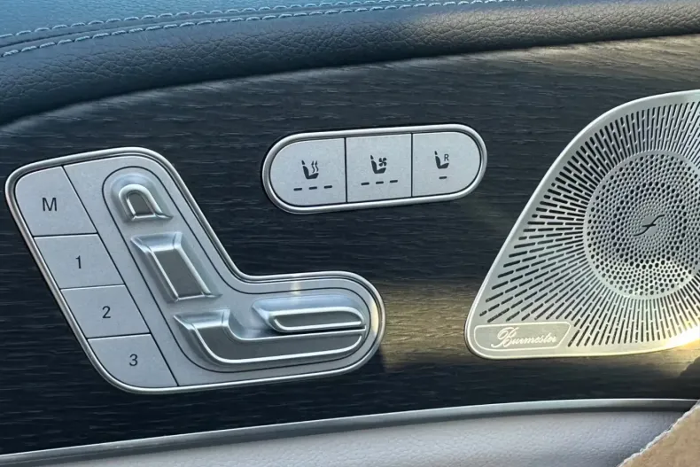 Mercedes-Benz GLC 300 (Clasa GLC) din 2026 cu 70 km - oferta MER180375 - foto 10