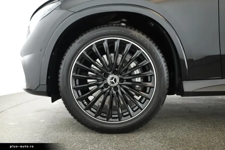 Mercedes-Benz GLC 300 (Clasa GLC) din 2023 cu 72.200 km - oferta MER180379 - foto 9