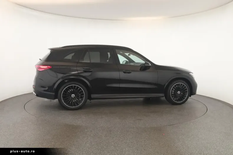 Mercedes-Benz GLC 300 (Clasa GLC) din 2023 cu 65.300 km - oferta MER180383 - foto 28
