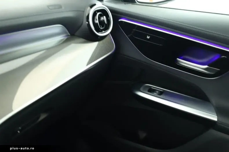 Mercedes-Benz GLC 300 din 2023 cu 53.100 km - oferta MER180384 - foto 19